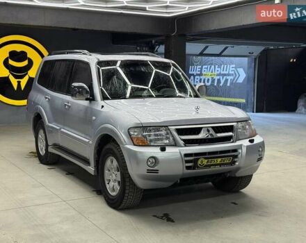 Серый Мицубиси Паджеро, объемом двигателя 3 л и пробегом 123 тыс. км за 13500 $, фото 1 на Automoto.ua