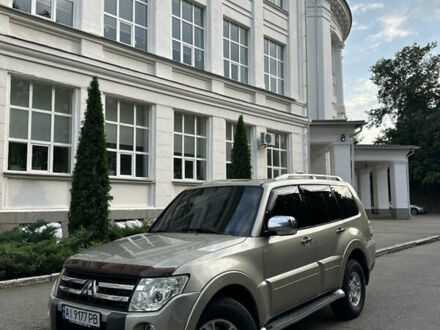 Мицубиси Паджеро 2007 в Белой Церкве на Automoto.ua Серый Мицубиси Паджеро, объемом двигателя 3 л и пробегом 295 тыс. км за 9500 $, фото 1 на Automoto.ua