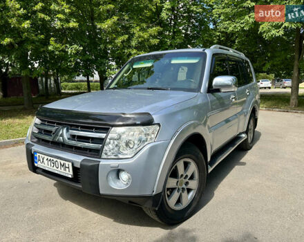 Сірий Міцубісі Паджеро, об'ємом двигуна 2.97 л та пробігом 152 тис. км за 10400 $, фото 1 на Automoto.ua