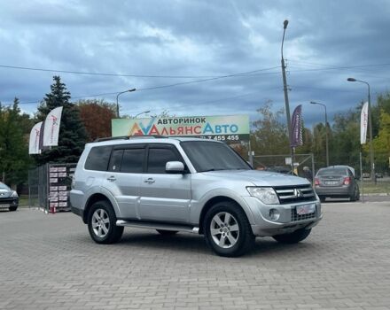 Сірий Міцубісі Паджеро, об'ємом двигуна 3.2 л та пробігом 197 тис. км за 11500 $, фото 1 на Automoto.ua