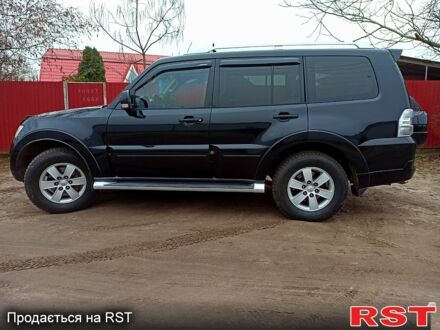 Серый Мицубиси Паджеро, объемом двигателя 1.1 л и пробегом 269 тыс. км за 10500 $, фото 1 на Automoto.ua