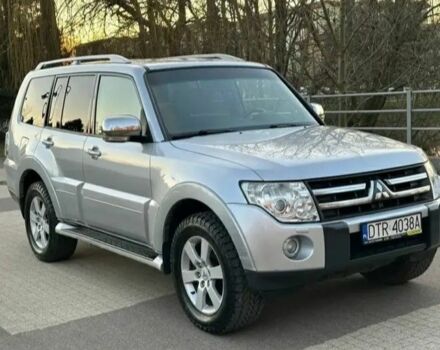 Серый Мицубиси Паджеро, объемом двигателя 3.2 л и пробегом 199 тыс. км за 2900 $, фото 1 на Automoto.ua