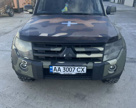 Сірий Міцубісі Паджеро, об'ємом двигуна 3 л та пробігом 199 тис. км за 11500 $, фото 1 на Automoto.ua