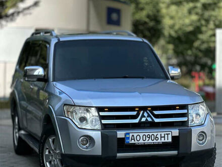 Мицубиси Паджеро 2008 в Рахове на Automoto.ua Серый Мицубиси Паджеро, объемом двигателя 2.97 л и пробегом 223 тыс. км за 9900 $, фото 1 на Automoto.ua