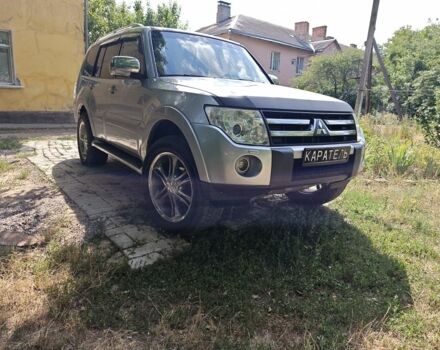 Сірий Міцубісі Паджеро, об'ємом двигуна 3 л та пробігом 270 тис. км за 11900 $, фото 1 на Automoto.ua