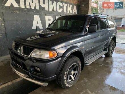 Міцубісі Паджеро 2008 у Сумах на Automoto.ua Сірий Міцубісі Паджеро, об'ємом двигуна 2.48 л та пробігом 243 тис. км за 11500 $, фото 1 на Automoto.ua