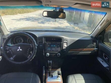 Мицубиси Паджеро 2008 в Запорожье на Automoto.ua Серый Мицубиси Паджеро, объемом двигателя 3 л и пробегом 223 тыс. км за 10800 $, фото 1 на Automoto.ua