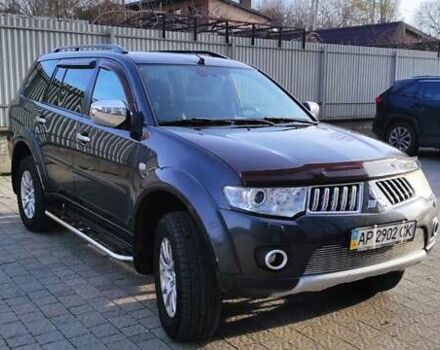 Серый Мицубиси Паджеро, объемом двигателя 2.48 л и пробегом 215 тыс. км за 10500 $, фото 1 на Automoto.ua