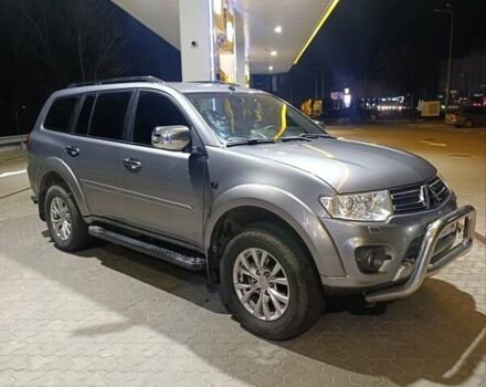 Серый Мицубиси Паджеро, объемом двигателя 2.48 л и пробегом 150 тыс. км за 13777 $, фото 1 на Automoto.ua