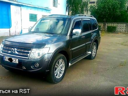 Серый Мицубиси Паджеро, объемом двигателя 3.2 л и пробегом 199 тыс. км за 19000 $, фото 1 на Automoto.ua