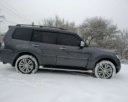 Сірий Міцубісі Паджеро, об'ємом двигуна 3.2 л та пробігом 185 тис. км за 17950 $, фото 1 на Automoto.ua