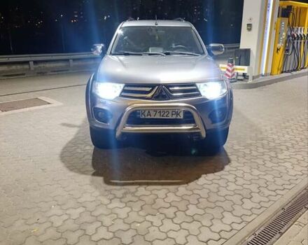 Сірий Міцубісі Паджеро, об'ємом двигуна 2.48 л та пробігом 150 тис. км за 13400 $, фото 1 на Automoto.ua