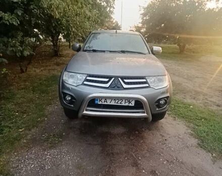 Сірий Міцубісі Паджеро, об'ємом двигуна 2.48 л та пробігом 150 тис. км за 14200 $, фото 1 на Automoto.ua