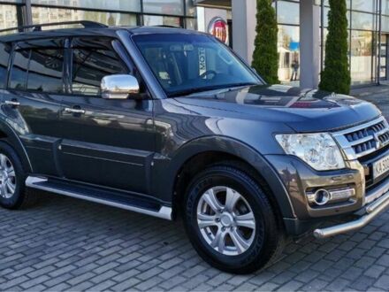 Мицубиси Паджеро 2014 в Киеве на Automoto.ua Серый Мицубиси Паджеро, объемом двигателя 3.5 л и пробегом 149 тыс. км за 23500 $, фото 1 на Automoto.ua