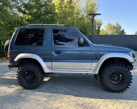 Синий Мицубиси Паджеро, объемом двигателя 2.8 л и пробегом 200 тыс. км за 6999 $, фото 1 на Automoto.ua