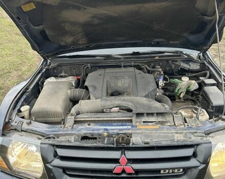 Синий Мицубиси Паджеро, объемом двигателя 3.2 л и пробегом 321 тыс. км за 3300 $, фото 5 на Automoto.ua