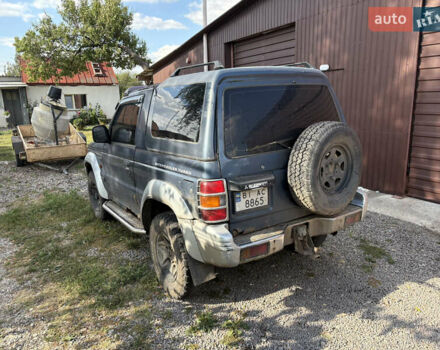Синій Міцубісі Паджеро, об'ємом двигуна 2.5 л та пробігом 400 тис. км за 6000 $, фото 1 на Automoto.ua