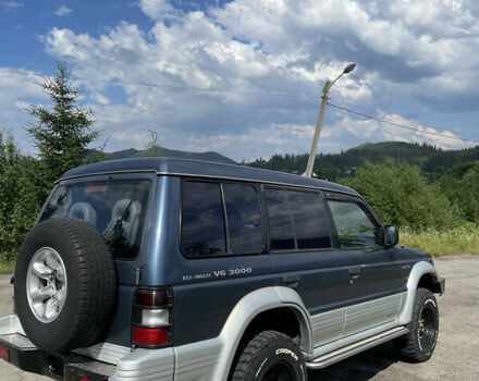 Мицубиси Паджеро 1995 в Яремче на Automoto.ua Синий Мицубиси Паджеро, объемом двигателя 3 л и пробегом 300 тыс. км за 9000 $, фото 4 на Automoto.ua