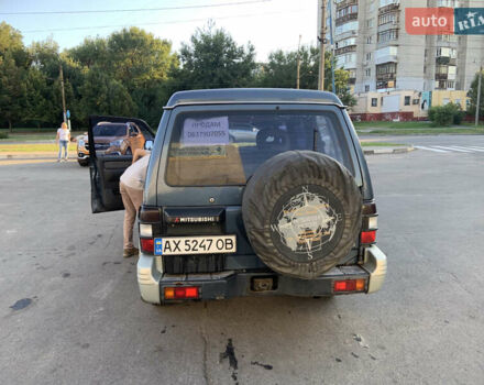 Синий Мицубиси Паджеро, объемом двигателя 3 л и пробегом 322 тыс. км за 5000 $, фото 1 на Automoto.ua