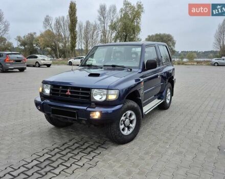 Синій Міцубісі Паджеро, об'ємом двигуна 2.84 л та пробігом 242 тис. км за 6750 $, фото 3 на Automoto.ua