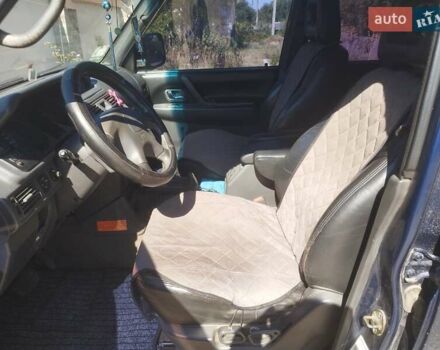 Синій Міцубісі Паджеро, об'ємом двигуна 3.5 л та пробігом 342 тис. км за 7500 $, фото 13 на Automoto.ua