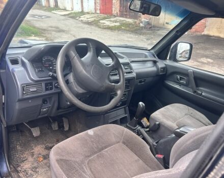 Синий Мицубиси Паджеро, объемом двигателя 0 л и пробегом 100 тыс. км за 1500 $, фото 4 на Automoto.ua