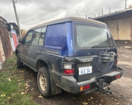 Синий Мицубиси Паджеро, объемом двигателя 0 л и пробегом 100 тыс. км за 1500 $, фото 3 на Automoto.ua