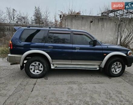 Синий Мицубиси Паджеро, объемом двигателя 2.97 л и пробегом 251 тыс. км за 5200 $, фото 2 на Automoto.ua