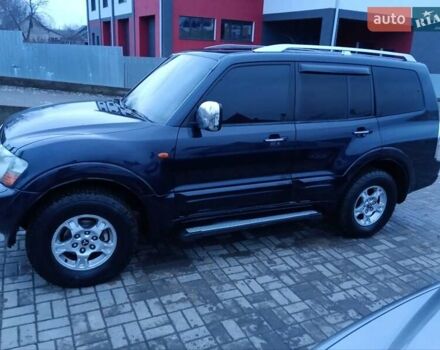 Синий Мицубиси Паджеро, объемом двигателя 3.5 л и пробегом 305 тыс. км за 6300 $, фото 2 на Automoto.ua