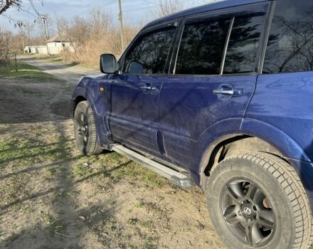 Синий Мицубиси Паджеро, объемом двигателя 3.5 л и пробегом 257 тыс. км за 6000 $, фото 8 на Automoto.ua