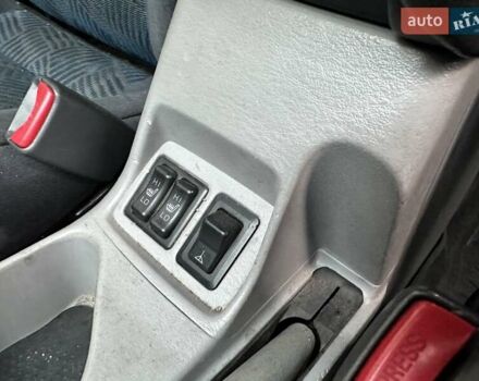 Синий Мицубиси Паджеро, объемом двигателя 3 л и пробегом 332 тыс. км за 6200 $, фото 5 на Automoto.ua