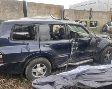 Синій Міцубісі Паджеро, об'ємом двигуна 3.2 л та пробігом 3 тис. км за 2500 $, фото 3 на Automoto.ua