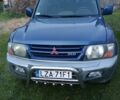 Синий Мицубиси Паджеро, объемом двигателя 3.2 л и пробегом 320 тыс. км за 4673 $, фото 1 на Automoto.ua