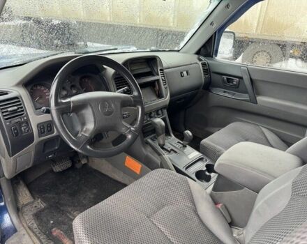 Синій Міцубісі Паджеро, об'ємом двигуна 0 л та пробігом 321 тис. км за 2800 $, фото 3 на Automoto.ua