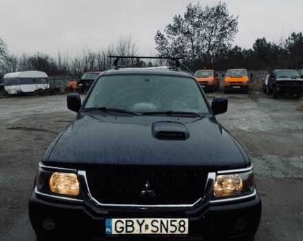 Синий Мицубиси Паджеро, объемом двигателя 2.5 л и пробегом 250 тыс. км за 2450 $, фото 1 на Automoto.ua