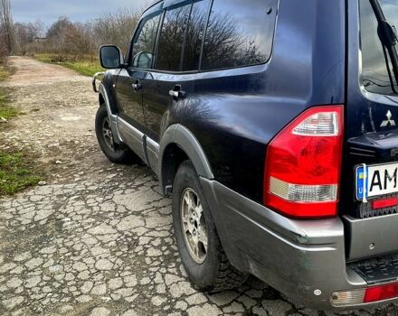 Синій Міцубісі Паджеро, об'ємом двигуна 2.9 л та пробігом 320 тис. км за 4400 $, фото 2 на Automoto.ua