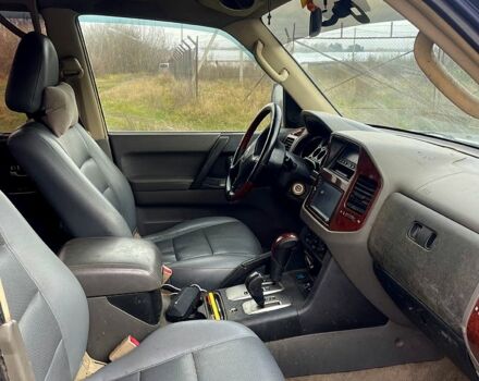 Синій Міцубісі Паджеро, об'ємом двигуна 2.9 л та пробігом 320 тис. км за 4400 $, фото 8 на Automoto.ua