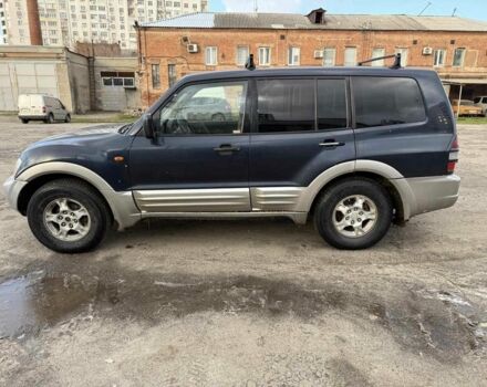 Синій Міцубісі Паджеро, об'ємом двигуна 3.2 л та пробігом 277 тис. км за 4000 $, фото 1 на Automoto.ua