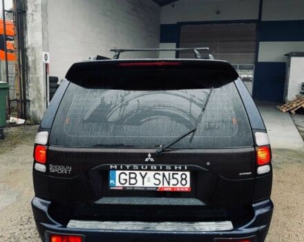 Синий Мицубиси Паджеро, объемом двигателя 2.5 л и пробегом 250 тыс. км за 2450 $, фото 3 на Automoto.ua