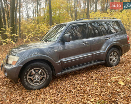 Синий Мицубиси Паджеро, объемом двигателя 2.97 л и пробегом 340 тыс. км за 6350 $, фото 2 на Automoto.ua