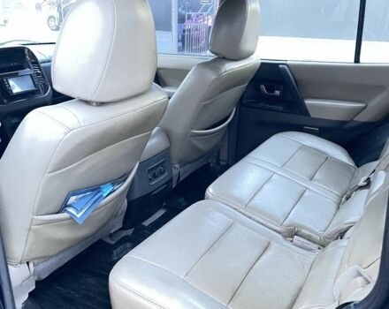 Синий Мицубиси Паджеро, объемом двигателя 3 л и пробегом 180 тыс. км за 6500 $, фото 15 на Automoto.ua