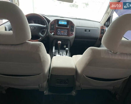 Синий Мицубиси Паджеро, объемом двигателя 3 л и пробегом 295 тыс. км за 7600 $, фото 33 на Automoto.ua