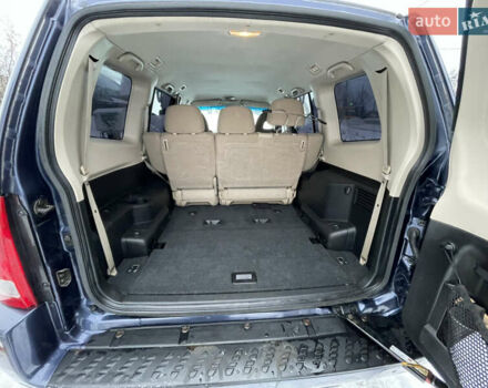 Синій Міцубісі Паджеро, об'ємом двигуна 3 л та пробігом 295 тис. км за 8500 $, фото 38 на Automoto.ua