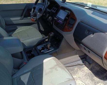 Синій Міцубісі Паджеро, об'ємом двигуна 3 л та пробігом 370 тис. км за 6000 $, фото 4 на Automoto.ua