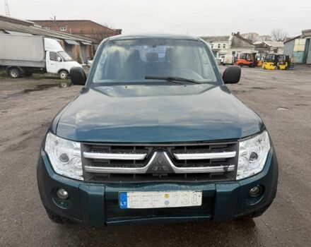 Синий Мицубиси Паджеро, объемом двигателя 3.2 л и пробегом 271 тыс. км за 5000 $, фото 3 на Automoto.ua