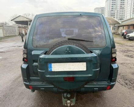 Синий Мицубиси Паджеро, объемом двигателя 3.2 л и пробегом 271 тыс. км за 5000 $, фото 2 на Automoto.ua