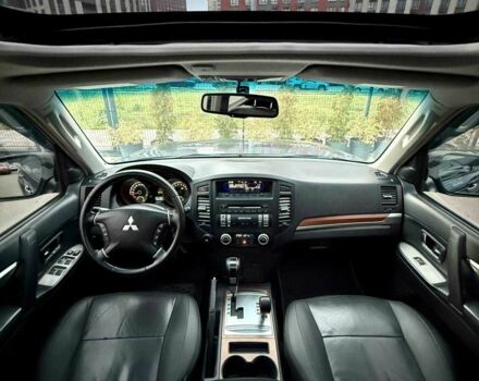 Синій Міцубісі Паджеро, об'ємом двигуна 3 л та пробігом 245 тис. км за 8950 $, фото 10 на Automoto.ua