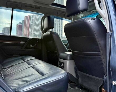 Синій Міцубісі Паджеро, об'ємом двигуна 3 л та пробігом 245 тис. км за 8950 $, фото 15 на Automoto.ua