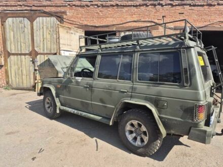 Синий Мицубиси Паджеро, объемом двигателя 2.6 л и пробегом 250 тыс. км за 5230 $, фото 1 на Automoto.ua