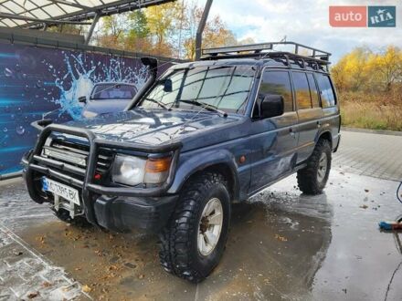 Міцубісі Паджеро 1994 у Львові на Automoto.ua Синій Міцубісі Паджеро, об'ємом двигуна 2.48 л та пробігом 100 тис. км за 6000 $, фото 1 на Automoto.ua